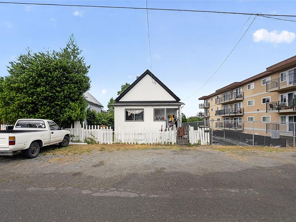 1st image of 674 Farquhar St