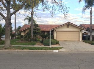 6374 N Cornelia Ave, Fresno, CA 93722