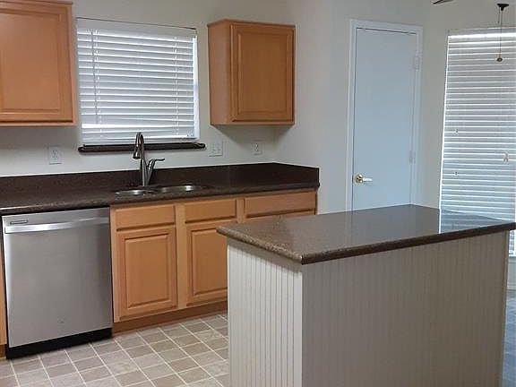 4th image of 2625 Ensenada Ln