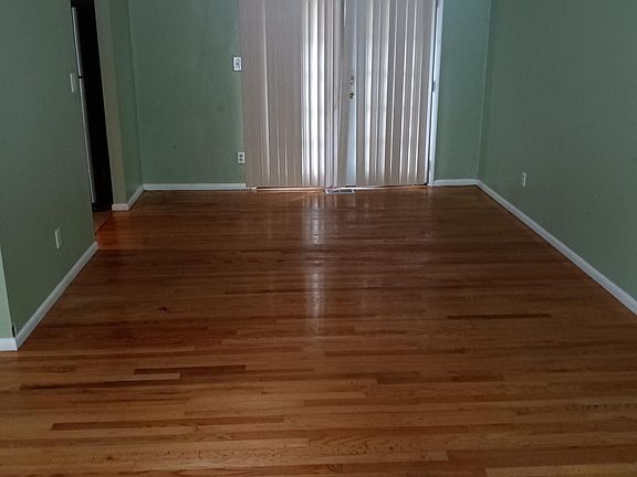 4th image of 7140 Lady Dana Ct