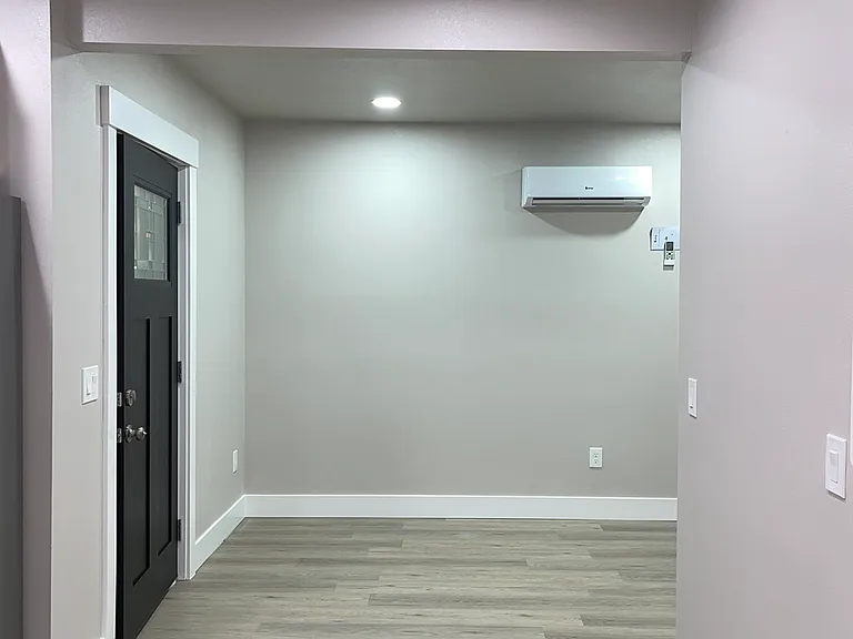 1180 Hunt St NE #3 — Photo 7
