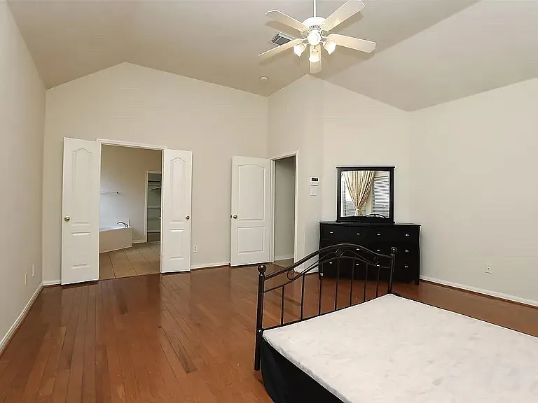 6523 Trenton Lake Ln — Photo 9