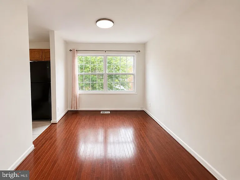 14761 Ealing Ct — Photo 10