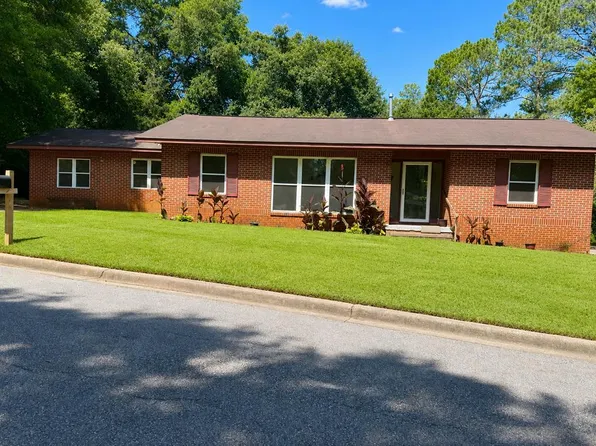115 Rosewood Dr, Enterprise, AL 36330