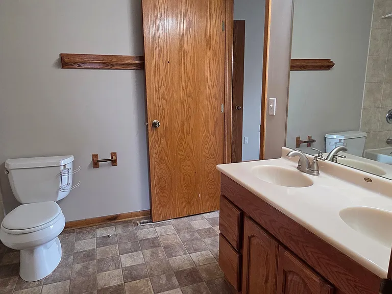 5605 Nancy Ln NW — Photo 60