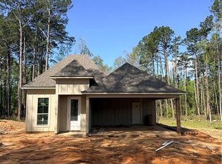 23 Lynn Dr, Ball, LA 71405