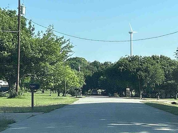 5th image of 6241 Vicney Ln