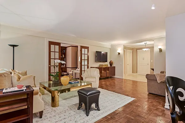 Sold by Stribling | media 14