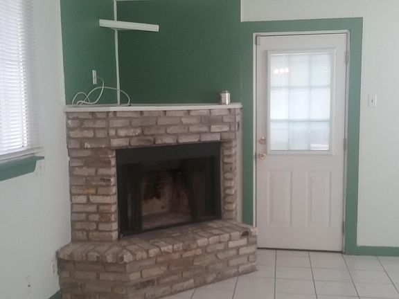 4th image of 5864 Wiltshire St