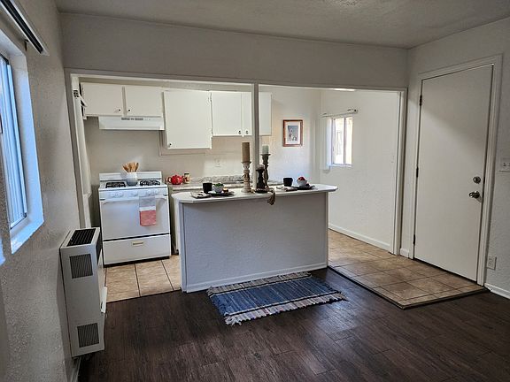 5th image of 2305 Lemon Ave #60561355