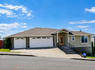 8212 72nd Pl NE, Marysville, WA 98270