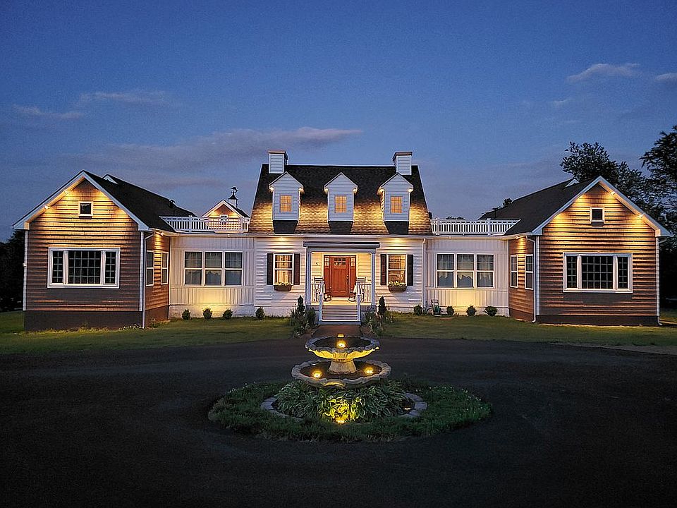 1st image of 5 Sheppard Ln
