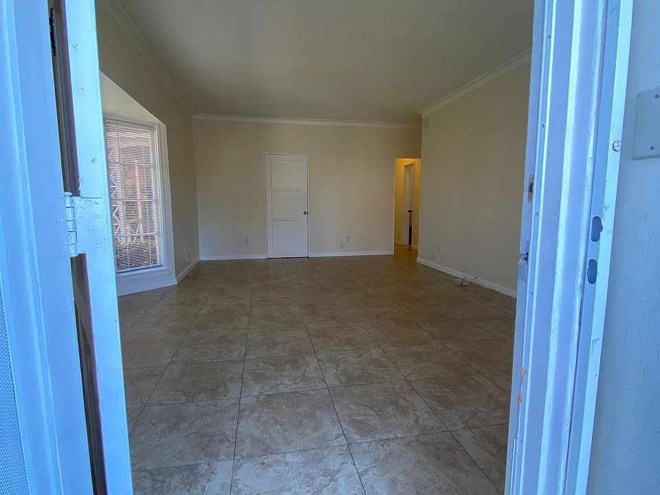 Entrance to the unit leading to the living room.