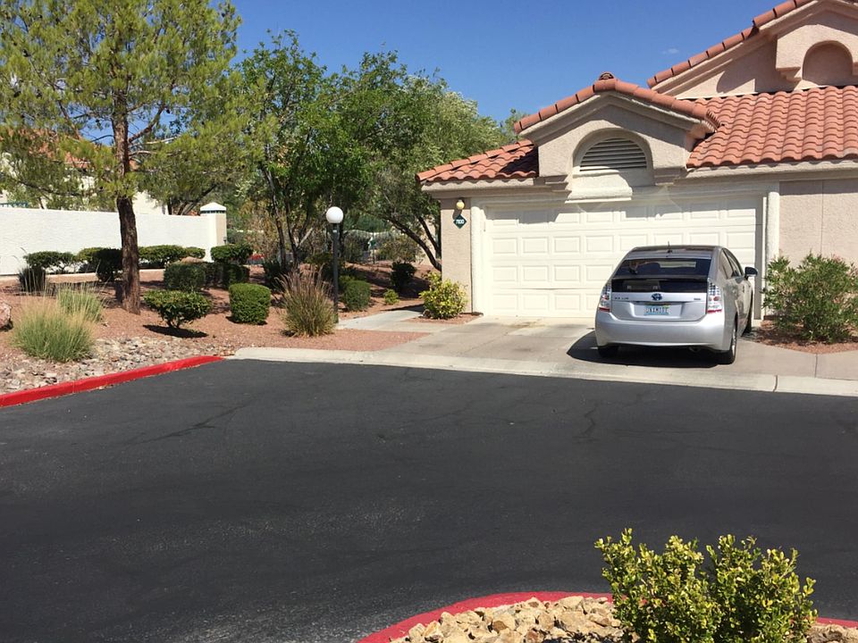 1st image of 7831 Foxwood Pl