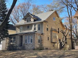 2420 Pleasant Ave #3, Minneapolis, MN 55404