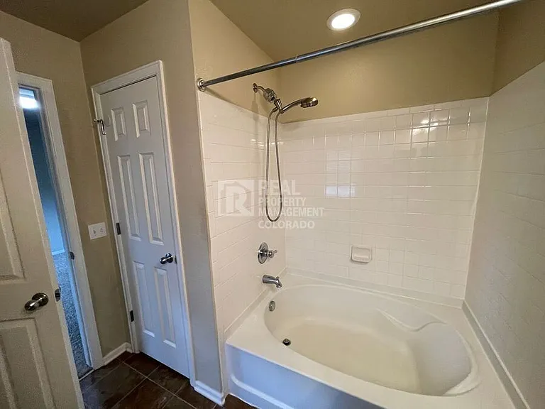 2608 Stonecrop Ridge Grv — Photo 13
