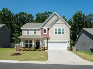 664 Heartpine Dr, Mebane, NC 27302