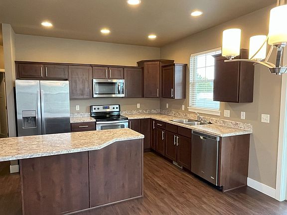 3rd image of 5343 Sundance Mountain Cir