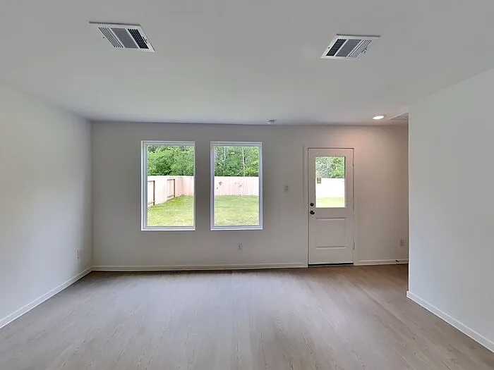 25687 Roy Rogers Ct — Photo 4