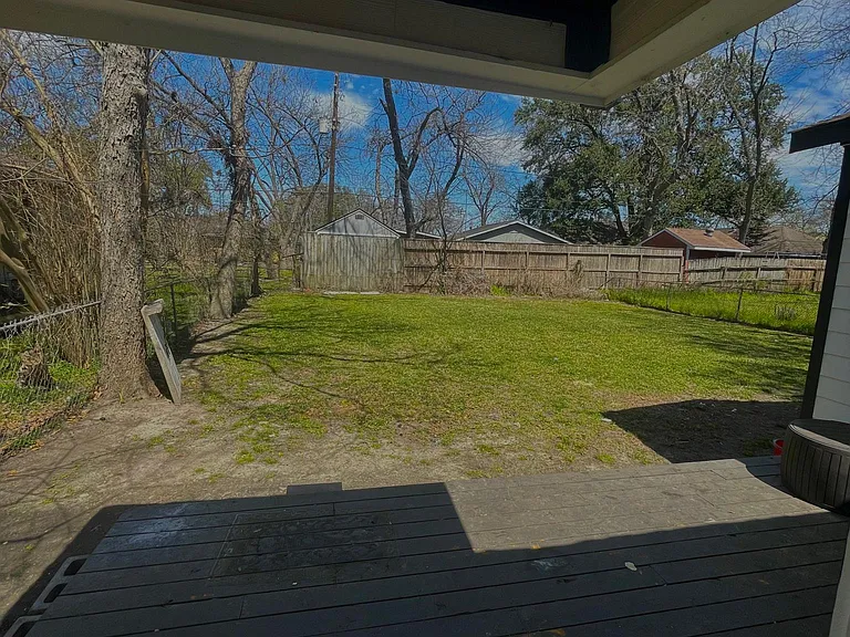 311 Sikes St — Photo 6