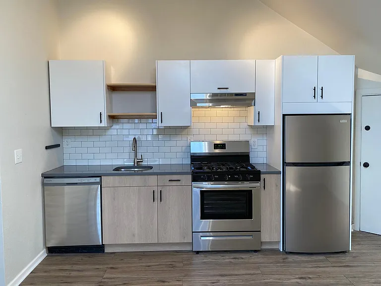 1157 Hague Ave #6 — Photo 9