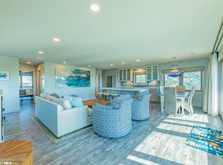 151 W 3rd Ave, Gulf Shores, AL 36542