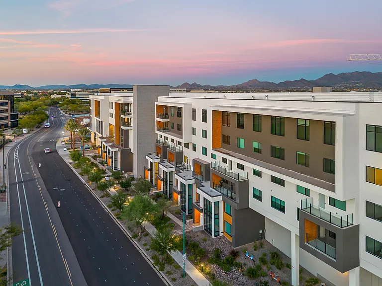 Residences Kierland — Photo 10
