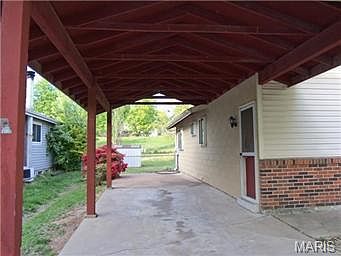 2nd image of 2645 Lindsay Ln
