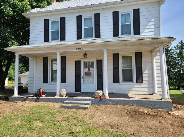 3223 Grade Rd, Falling Waters, WV 25419