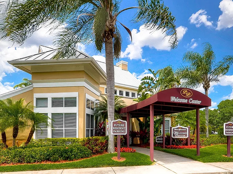 The Park at Portofino Apartments — Photo 33