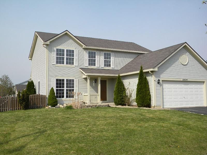 1st image of 2824 River Bend Ln