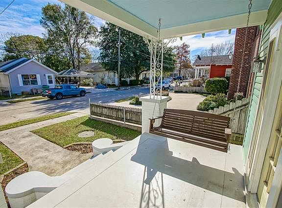 2nd image of 230 Nursery Ave