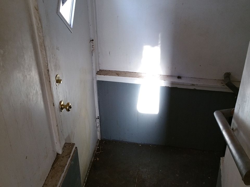 1st image of 511 N Brookfield St