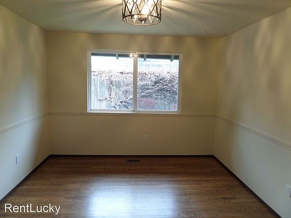 5th image of 7036 NE 147th St