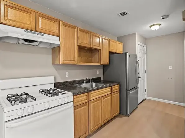 113 E Main St, Paterson, NJ 07522