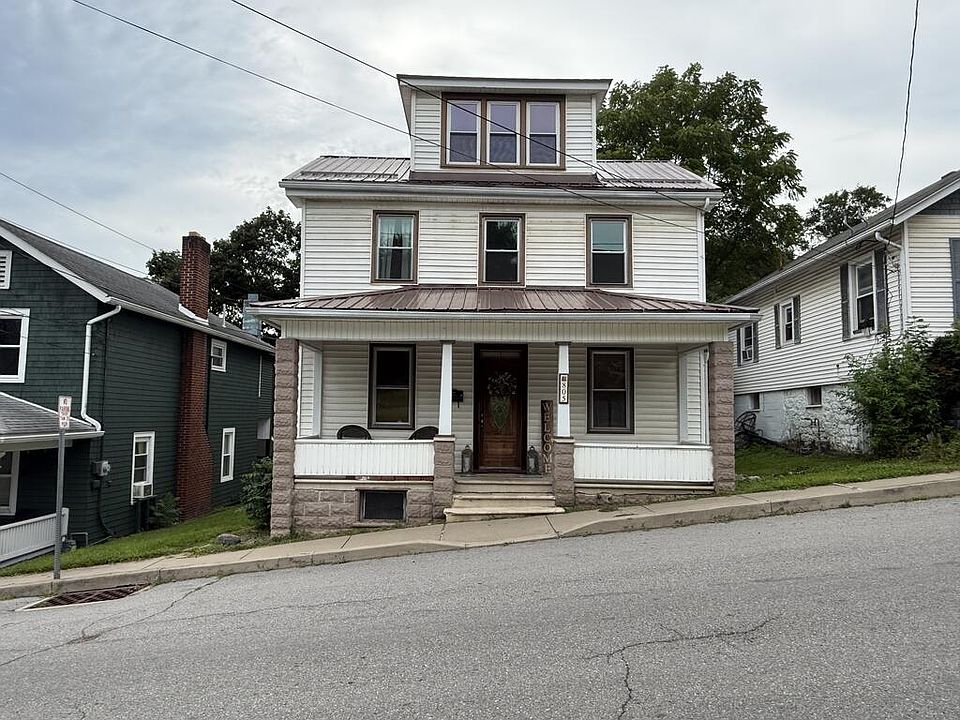 1st image of 5th 805 Huntingdon #805