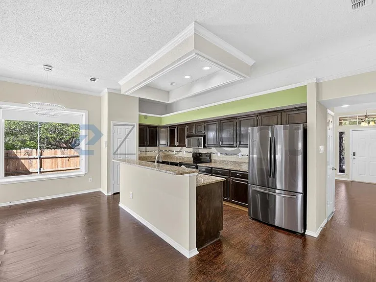 5412 Blue Water Lake Dr — Photo 10