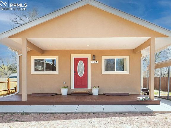 3rd image of 627 E Hills Rd