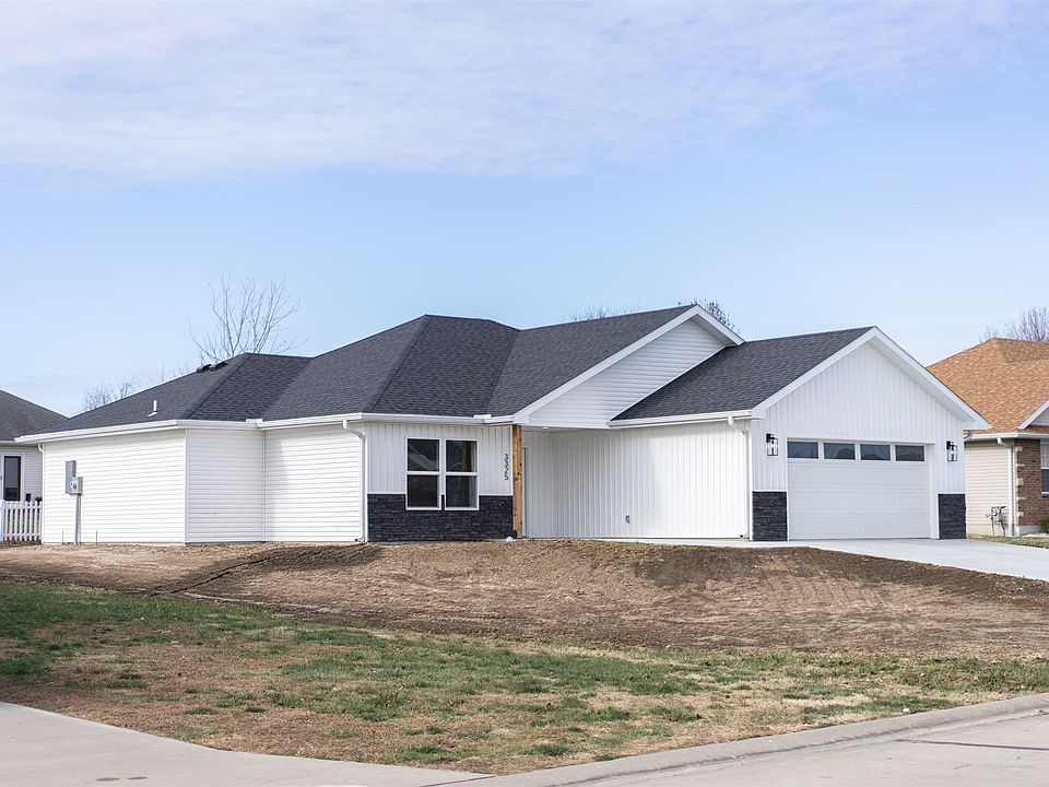 1st image of 3325 Cedar Spring
