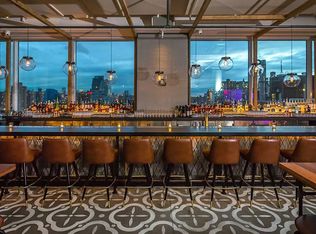 176 Stanton St #1R, New York, NY 10002