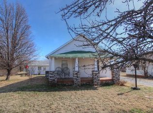 3807 S Summit Blvd W, Sand Springs, OK 74063