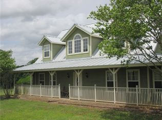 208 Monkey Rd, Elgin, TX 78621