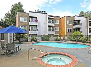 740 Kirkland Cir APT E103, Kirkland, WA 98033