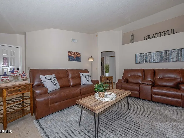 10509 W Runion Dr — Photo 6