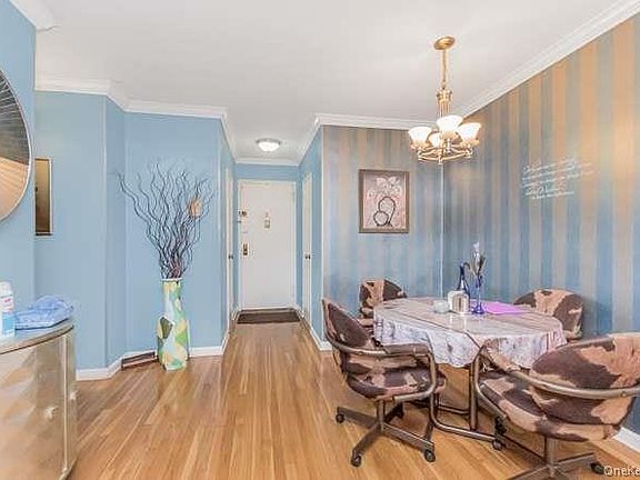 3rd image of 440 Warburton Avenue Avenue #3E