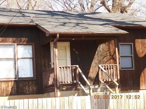 2nd image of 2101 E 25th St