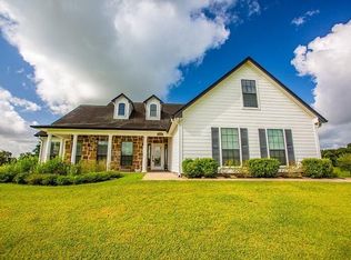 1132 Mill Rd, Angleton, TX 77515