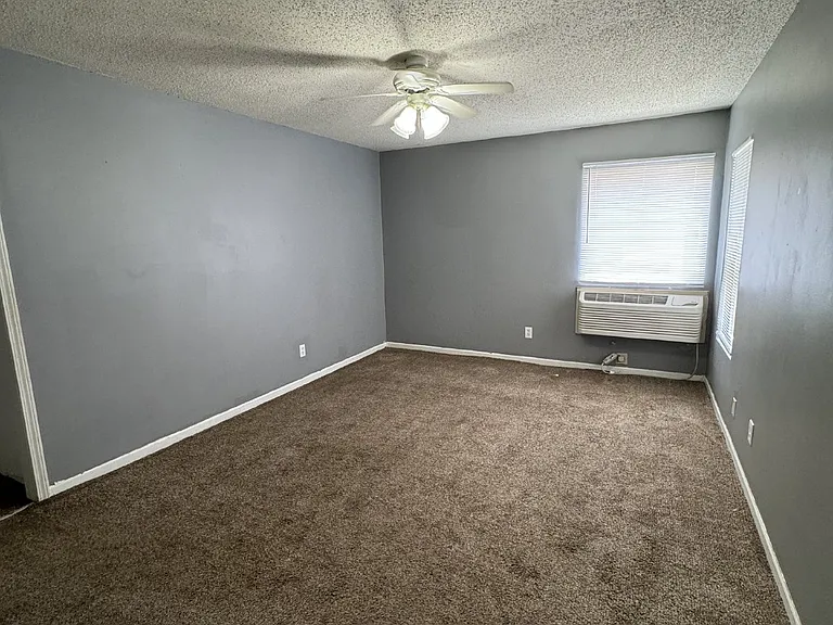824 S Water St #1 — Photo 4