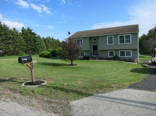 23 Hell Hollow Rd, Voluntown, CT 06384