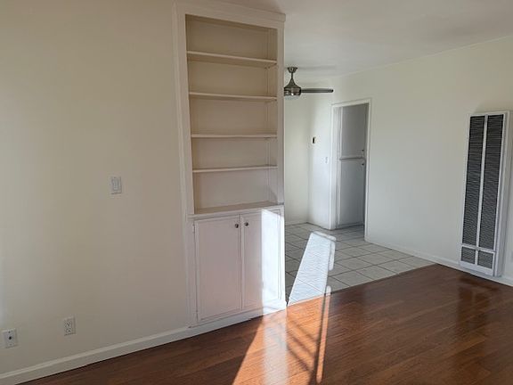 4th image of 4344 Cleveland Ave #7